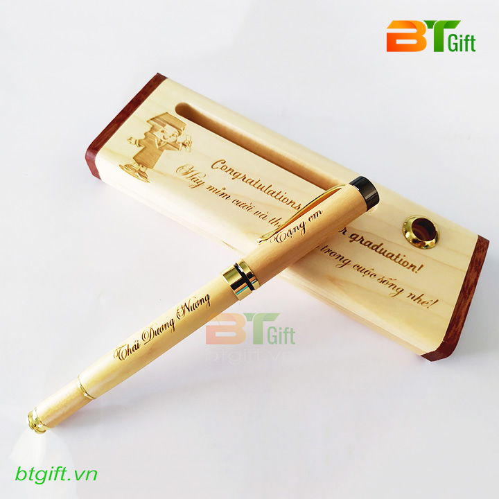 quà tặng bút gỗ khắc tên - BT GIFT