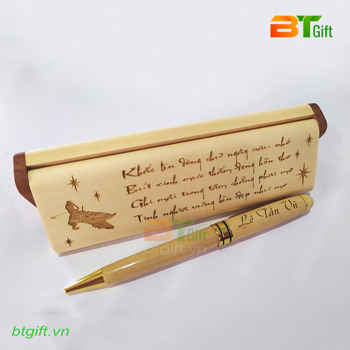 Bộ bút gỗ xoay khắc tên kèm hộp | BT GIFT